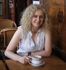 Ineke Rühland on Field Notes from Paris